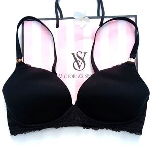 Victoria's Secret Black  with Lace Detail   Body By Victoria No-wire Size34D